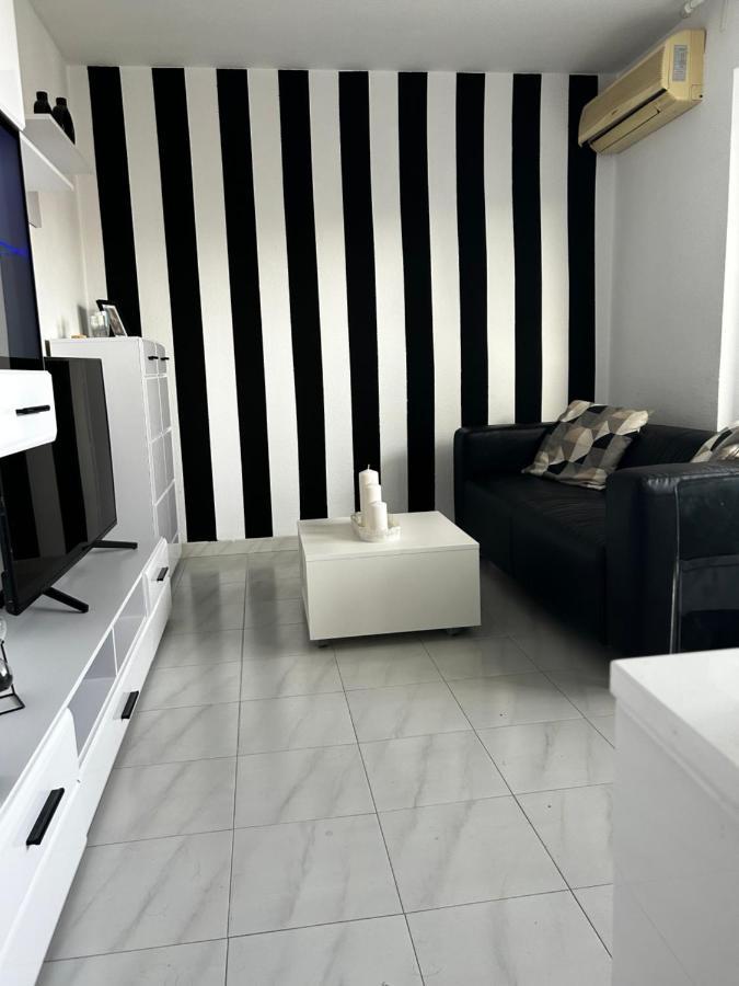Apartamentos Acuario Benalmadena Ngoại thất bức ảnh
